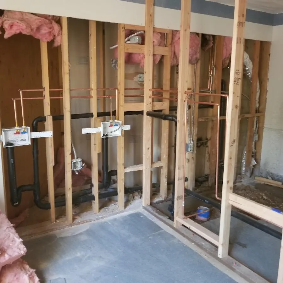 Copper pipe rough-in and plumbing installation in Roanoke